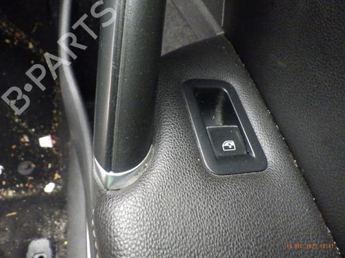 Used Right front window switch VW GOLF VII (5G1, BQ1, BE1, BE2) 2.0 TDI (150 hp) 30875463