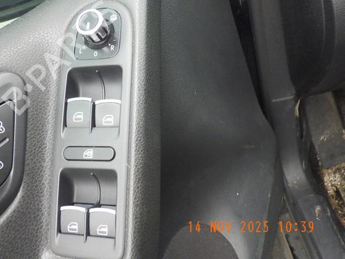 Used Left front window switch VW GOLF VI (5K1) 1.4 TSI (122 hp) 30411584