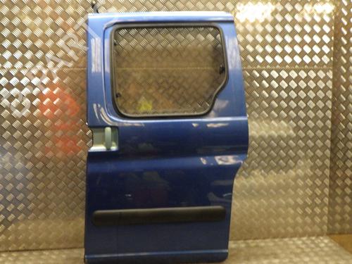 Left slide door CITROËN BERLINGO / BERLINGO FIRST Box Body/MPV (M_) 2.0 HDI 90 (MBRHY, MCRHY) | BP26179604C74 