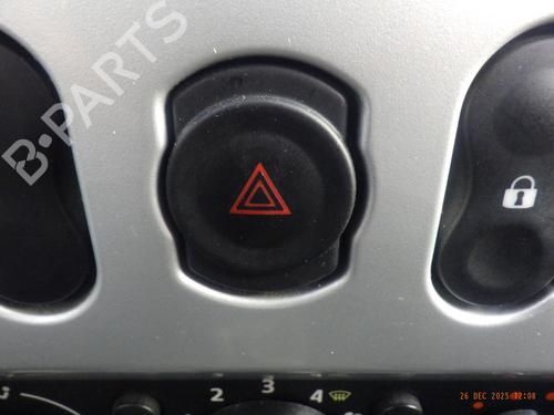 Used Warning switch DACIA SANDERO 1.5 dCi (68 hp) 31160781