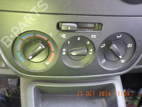 Used Climate control CITROËN NEMO MPV 1.4 HDi (68 hp) 24286421