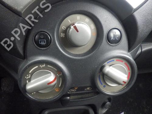 Used Climate control NISSAN MICRA IV (K13K, K13KK) 1.2 (80 hp) 31630082