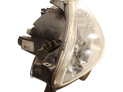 Left headlight PEUGEOT 206 Hatchback (2A/C) 1.4 16V | BP27383639C28 