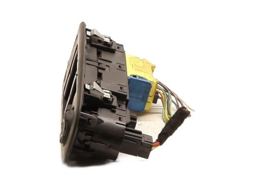 Left front window switch PEUGEOT 308 SW II (LC_, LJ_, LR_, LX_, L4_) 1.2 THP 130 | BP28423502I27 