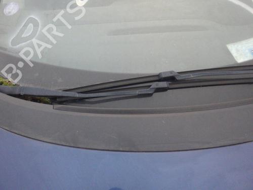 Used Front windshield wiper arm RENAULT SCÉNIC IV (J9_) 1.3 TCe 115 (J9N9) (115 hp) 31175721