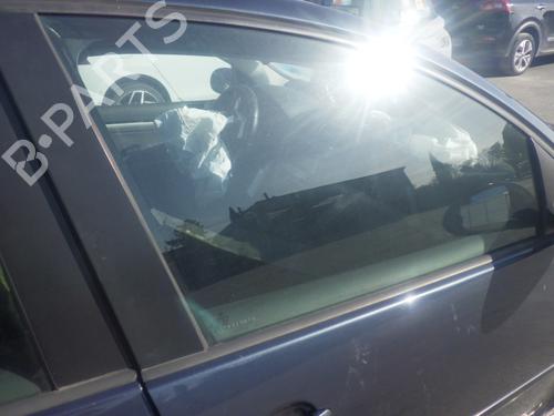 Used Front right door window Front right door window VW GOLF V (1K1) 1.9 TDI (105 hp) 33184121 33184121
