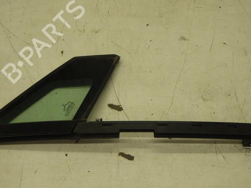 front-right-quarter-glass-renault-clio-v-b7_-2019-38562601 main image