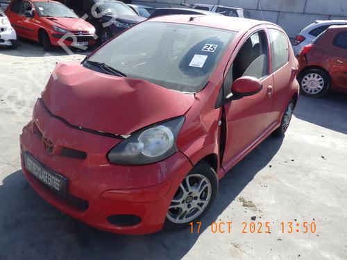 Brugte TOYOTA AYGO (_B1_) 1.0 (KGB10_, KGB10R) 4821695