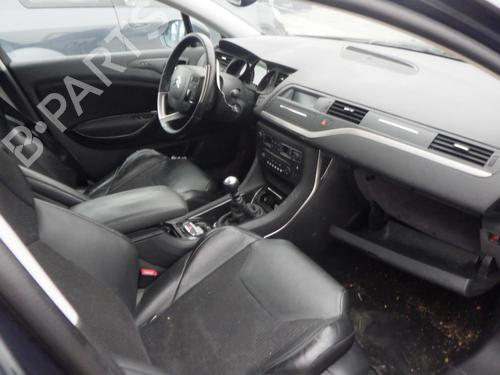 Armrest / Center console CITROËN C5 III (RD_) 2.0 HDi 140 (RDRHF8, RDRHFA, RDRHA8, RDRHAJ) | BP32031251I20 - Image 21