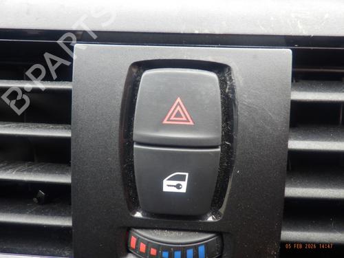 Bouton de warning BMW 1 (F21) 116 d (116 hp) 32141250