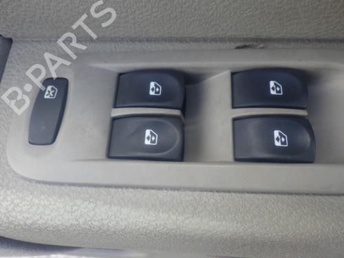 Used Left front window switch Left front window switch RENAULT MODUS / GRAND MODUS (F/JP0_) 1.5 dCi (JP0G, JP0H) (106 hp) 34531474 34531474