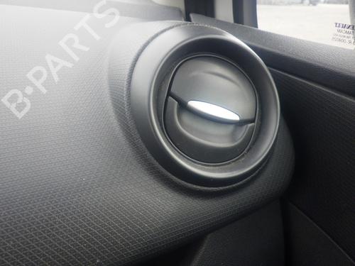 Used Air vent RENAULT CLIO IV (BH_) 1.5 dCi 75 (75 hp) 32764860