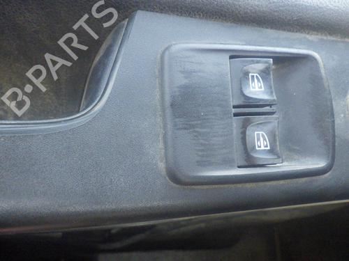Used Left front window switch Left front window switch RENAULT TRAFIC III Van (FG_) 1.6 dCi 125 (FGMH) (125 hp) 33773289 33773289