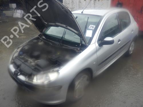 Used Parts PEUGEOT 206 Hatchback (2A/C)  1.4 i  4740321