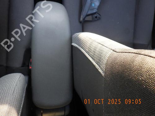 Used Armrest / Center console CITROËN C4 CACTUS 1.2 THP 110 (110 hp) 29300852