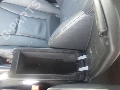 Used Armrest / Center console Armrest / Center console AUDI A1 (8X1, 8XK) 1.2 TFSI (86 hp) 34052137 34052137