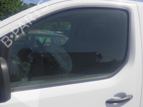 Used Front left door window Front left door window PEUGEOT EXPERT Van (V_) 1.5 BlueHDi 100 (102 hp) 34171657 34171657