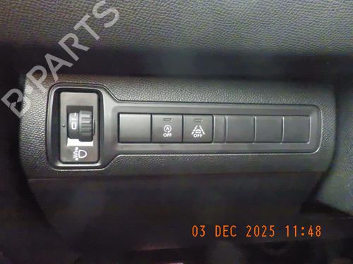 Used Headlight switch PEUGEOT 208 II (UB_, UP_, UW_, UJ_) e-208 (136 hp) 30776771
