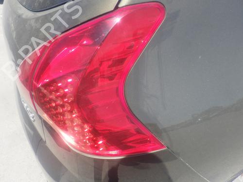 right-taillight-peugeot-3008-i-mpv-0u_-2009-2010-2011-2012-2013-2014-2015-2016-2017-37449447 main image