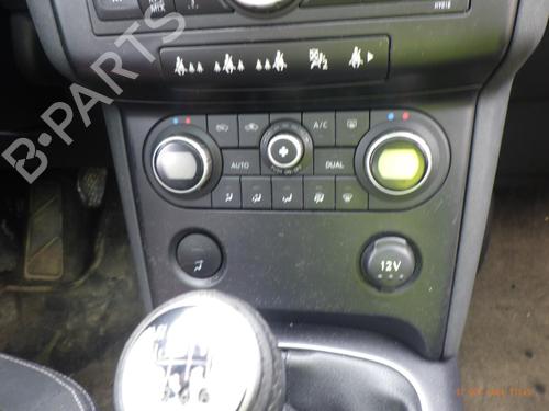 Used Climate control NISSAN QASHQAI / QASHQAI +2 I (J10, NJ10, JJ10E) 2.0 (141 hp) 24286472