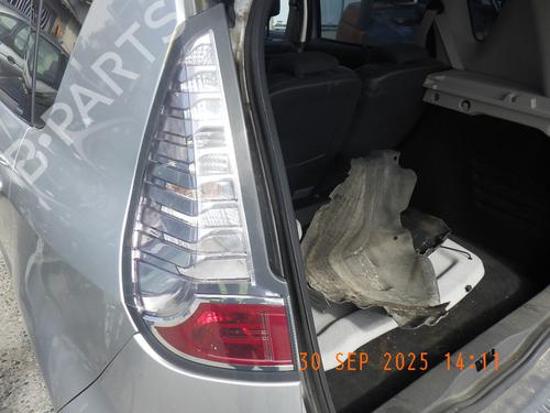 Used Left taillight RENAULT SCÉNIC III (JZ0/1_) 1.6 dCi (JZ00, JZ12) (130 hp) 29281575