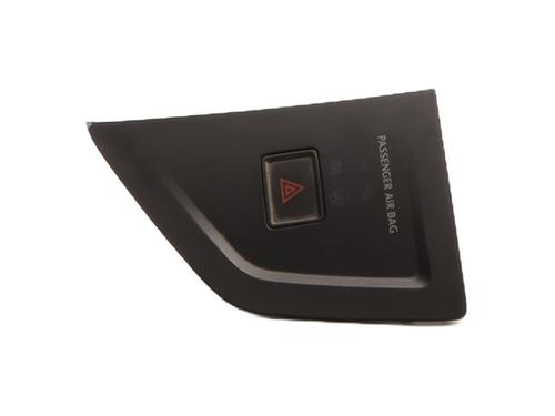 Used Warning switch Warning switch VW POLO VI (AW1, BZ1, AE1) 1.0 (75 hp) 28964143 28964143