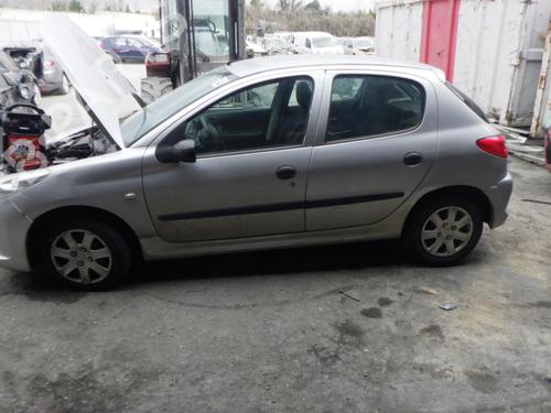 Left taillight PEUGEOT 206+ (2L_, 2M_) 1.4 HDi eco 70 | BP24285906C34 