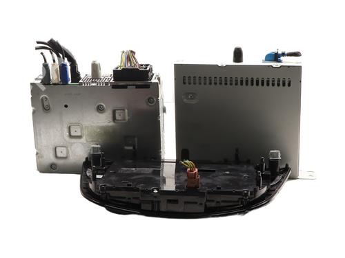 radio-peugeot-508-sw-i-8e_-2010-2011-2012-2013-2014-2015-2016-2017-2018-30152896 main image