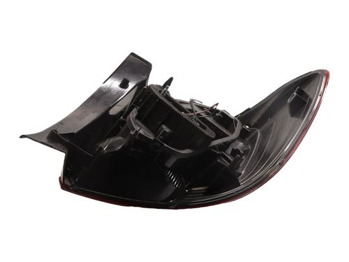 left-taillight-dacia-sandero-ii-2012-38677133 main image