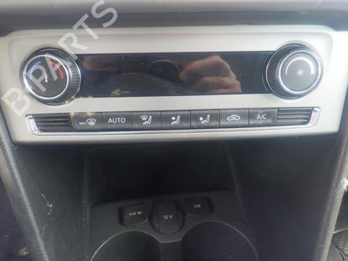 AC Styreenhet / Manøvreringsenhet AC Styreenhet / Manøvreringsenhet 37537911 37537911