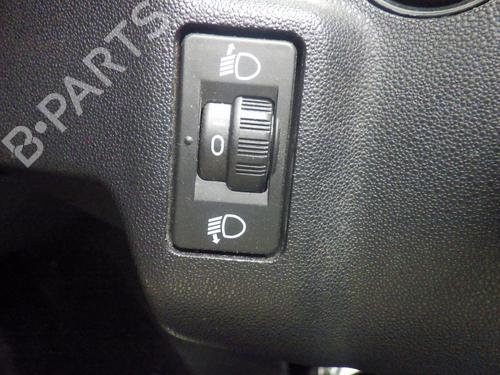 Used Headlight switch CITROËN C3 II (SC_) 1.4 HDi 70 (SC8HZC, SC8HR0, SC8HP4) (68 hp) 31849565