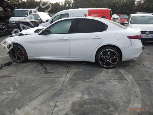 Used Rear right window mechanism ALFA ROMEO GIULIA (952_) 2.2 D (952ALA25, 952AFM25, 952APA2) (190 hp) 32853484