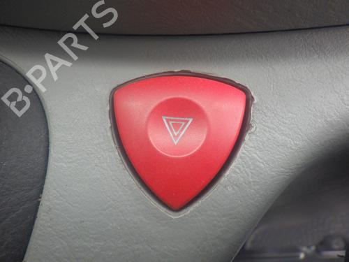 Advarselsbryter Advarselsbryter RENAULT TRAFIC II Van (FL) 2.0 dCi 115 (FL01, FL0U, FL00, FL0H, FL0M) (114 hp) 33657244 33657244