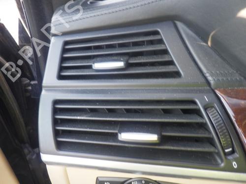 Difusor / Saída de ar BMW X5 (E70) xDrive 35 d (286 hp) 31268121