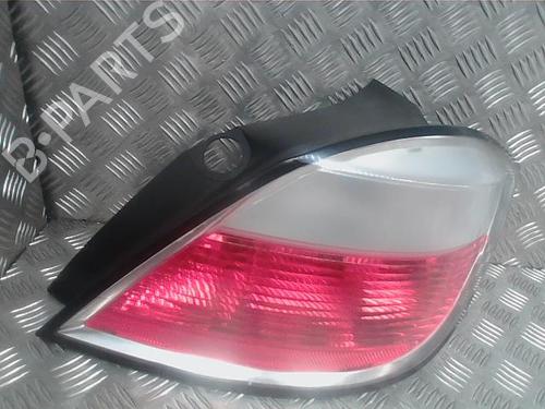 Used Right taillight OPEL ASTRA H (A04) 1.9 CDTI 16V (L48) (120 hp) 24287373