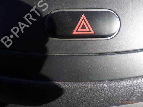 Bouton de warning HYUNDAI i10 I (PA) 1.2 (86 hp) 31974929