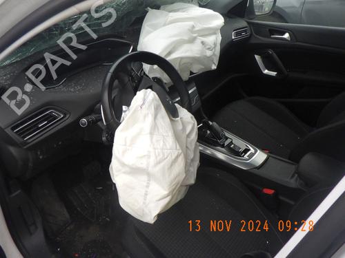 Left front door PEUGEOT 308 SW II (LC_, LJ_, LR_, LX_, L4_) 1.5 BlueHDi 100 | BP29935013C2