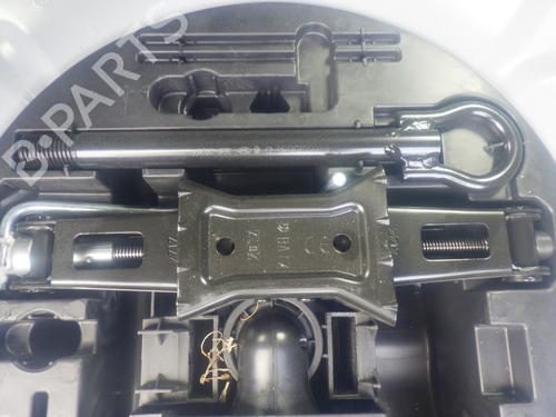 jack-kit-renault-clio-iv-bh_-2012-2013-2014-2015-2016-2017-2018-2019-2020-2021-36418438 main image