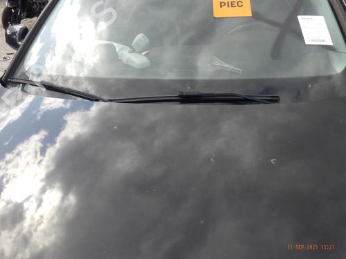 Used Front windshield wiper arm AUDI A4 B8 Avant (8K5) 2.0 TDI quattro (190 hp) 28680631