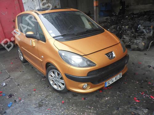 Left headlight PEUGEOT 1007 (KM_) 1.4 HDi | BP24286762C28  - Image 9