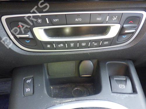 AC Styreenhet / Manøvreringsenhet RENAULT GRAND SCÉNIC III (JZ0/1_) 1.6 dCi (JZ00, JZ12) (130 hp) 30701766