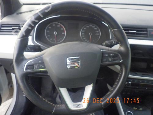 Volante SEAT ARONA (KJ7, KJP) 1.0 TSI (95 hp) 31172029
