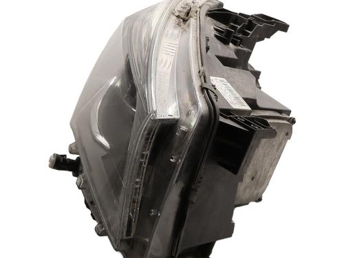 Right headlight MERCEDES-BENZ CLA Coupe (C117) CLA 220 CDI / d (117.303) | BP29315971C29 