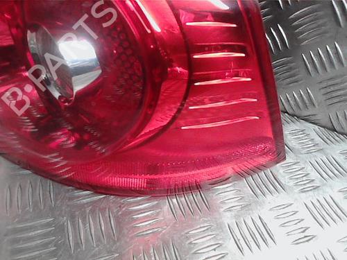 Right taillight VW GOLF V (1K1) 1.9 TDI | BP24285784C35 - Image 3