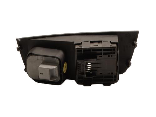 Used Left front window switch Left front window switch AUDI A1 (8X1, 8XK) 1.6 TDI (105 hp) 27202836 27202836