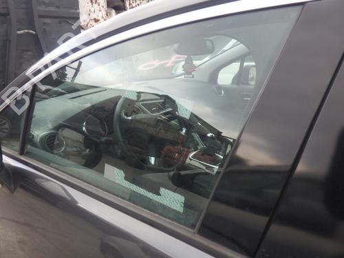 Used Front left door window PEUGEOT 3008 I MPV (0U_) 1.6 HDi (114 hp) 31248025