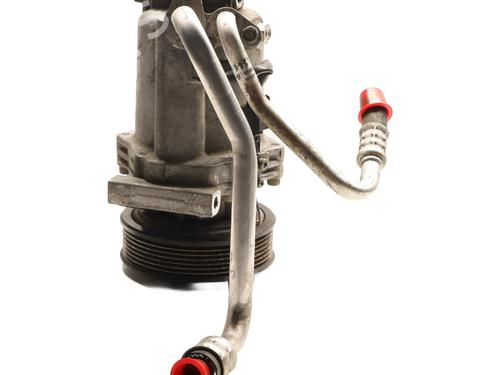 Used AC compressor AC compressor NISSAN JUKE (F15) 1.2 DIG-T (115 hp) 30152910 30152910