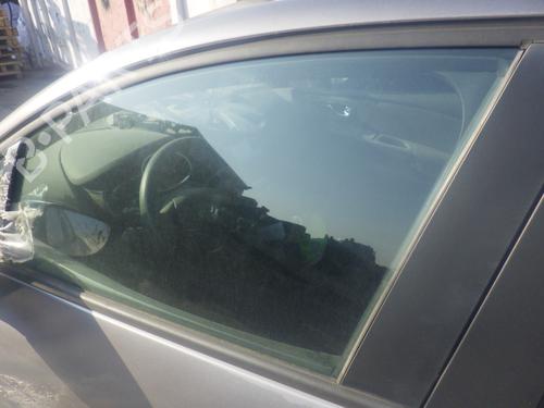 front-left-door-window-renault-clio-iv-bh_-2012-2013-2014-2015-2016-2017-2018-2019-2020-2021-33454318 main image