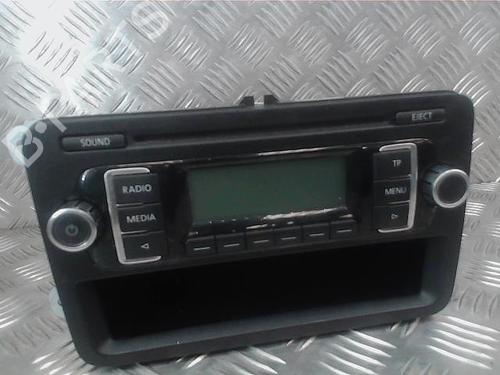 Used Radio VW GOLF VI (5K1) 1.6 TDI (105 hp) 24285461