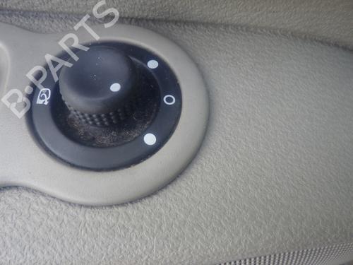 Comando specchietti Comando specchietti RENAULT MODUS / GRAND MODUS (F/JP0_) 1.5 dCi (JP0G, JP0H) (106 hp) 34531467 34531467